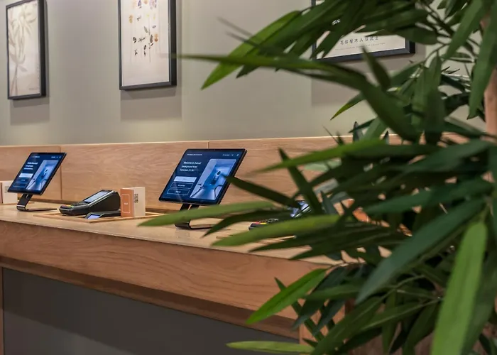 Zedwell Underground Hotel Tottenham Court Rd